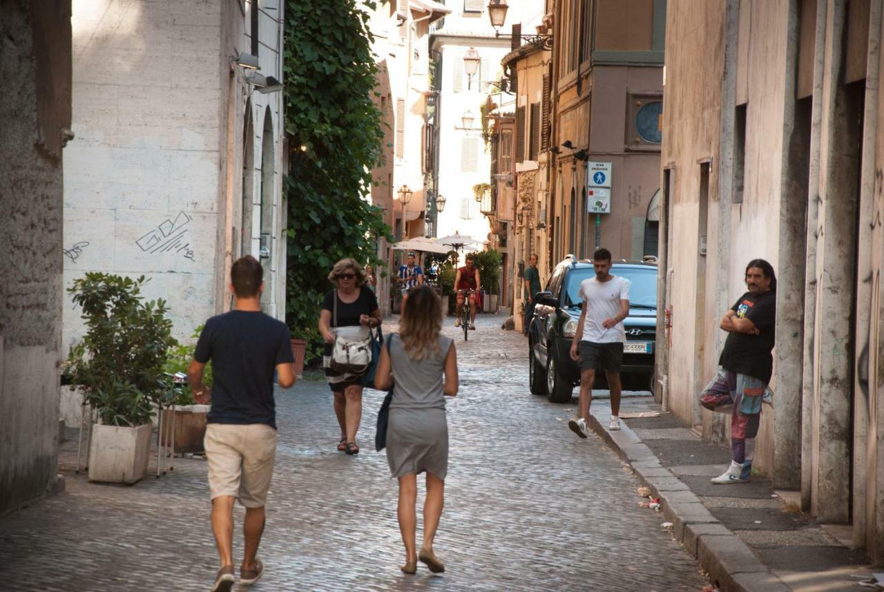 Trastevere Classico Self Check In Rome Exterior photo