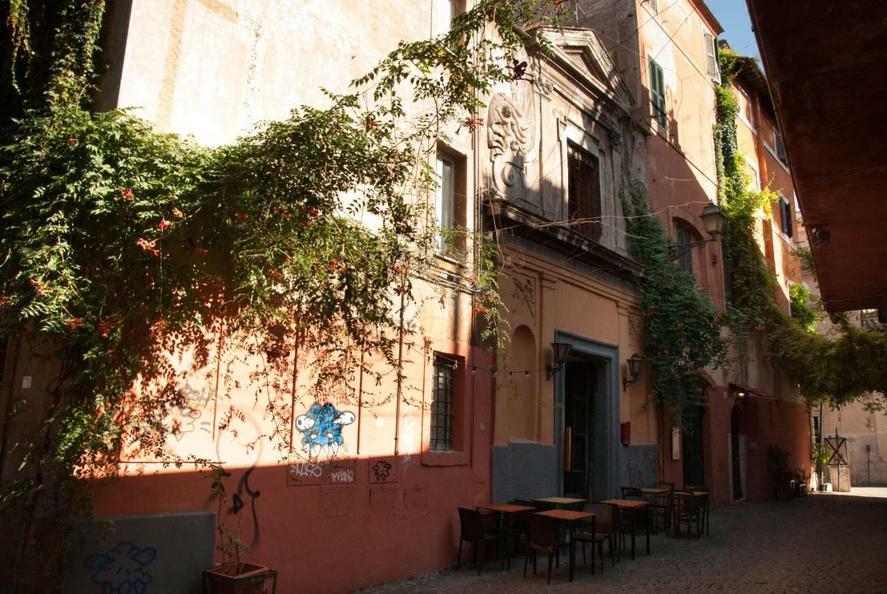 Trastevere Classico Self Check In Rome Exterior photo