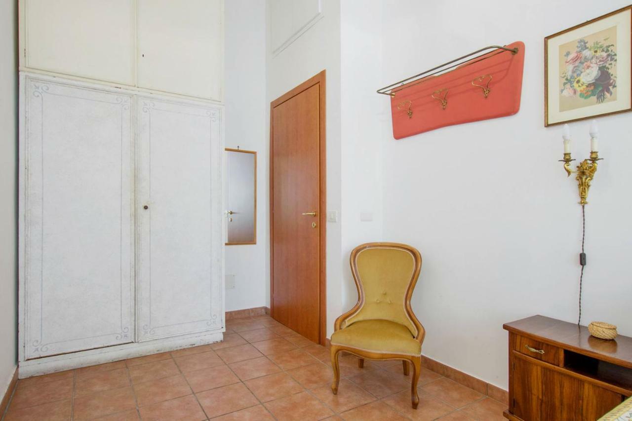 Trastevere Classico Self Check In Rome Exterior photo