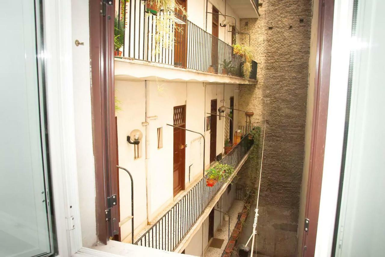 Trastevere Classico Self Check In Rome Exterior photo